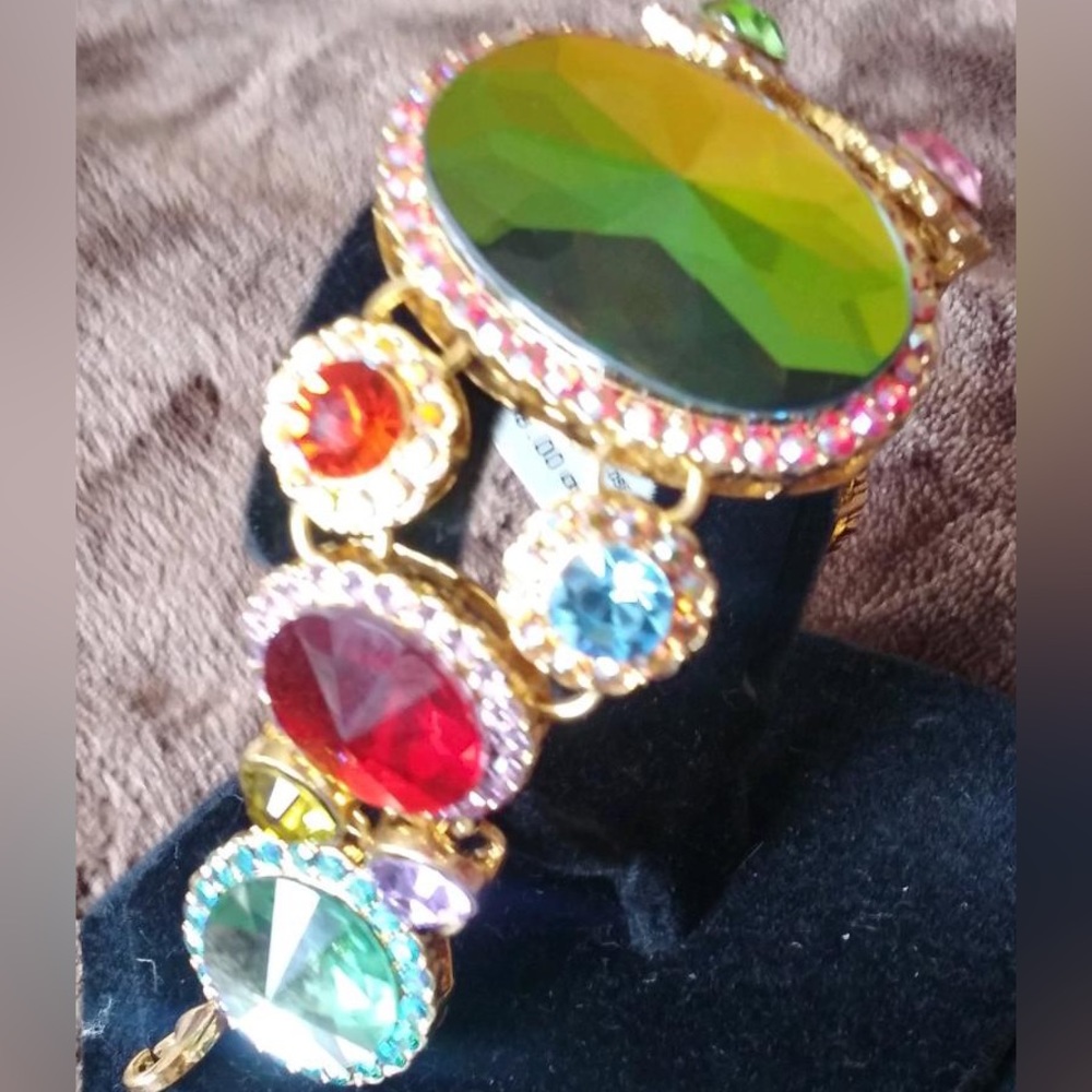 Cache multicolored crystals bracelet. New with tags.